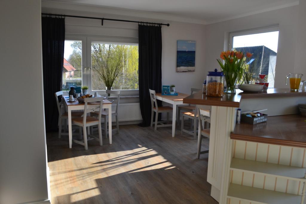 Hotel&Ferienunterkünfte Hus Seeblick Fehmarn Dış mekan fotoğraf